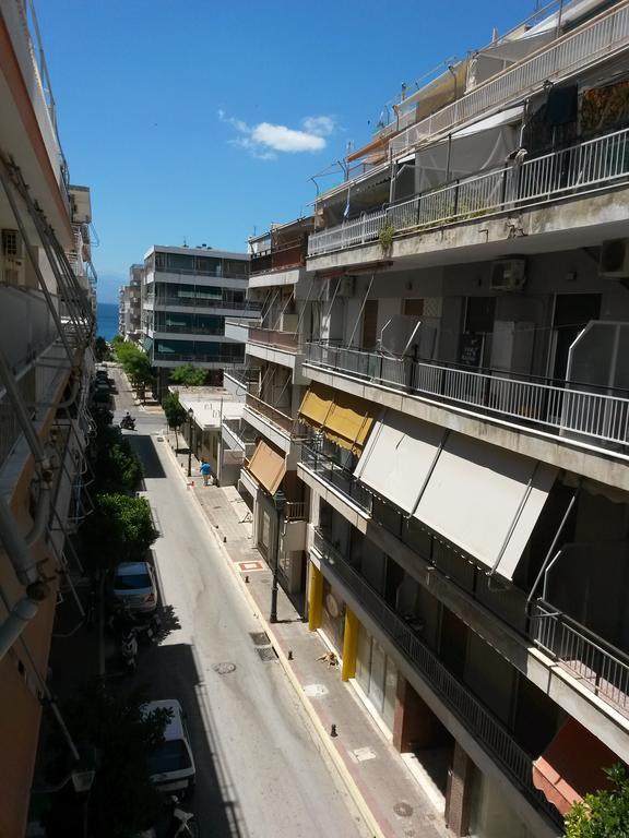 100M From The Beach Cosy Apartment Loutráki Exterior foto
